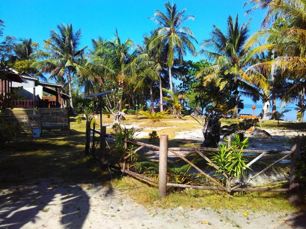 Asari Timo Cottage Karimunjawa Exterior photo
