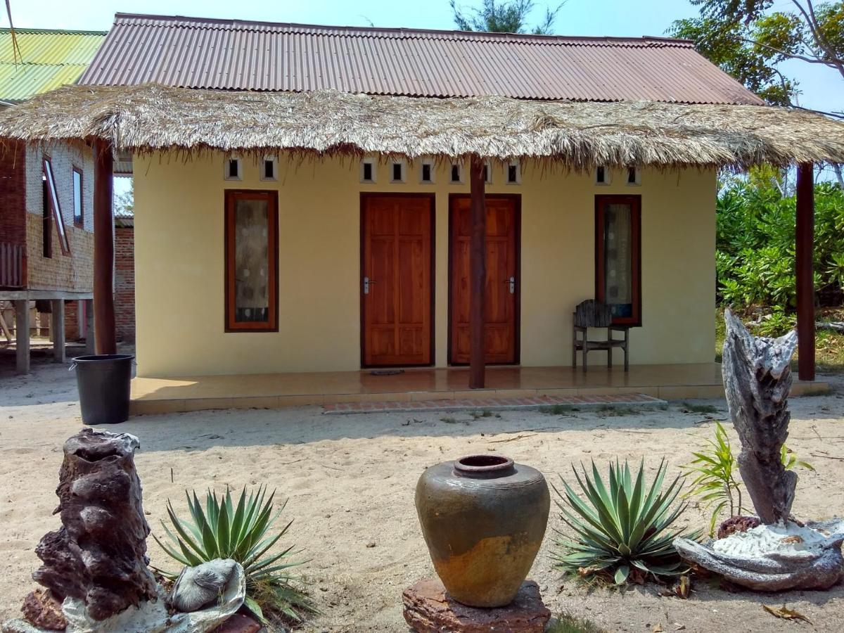 Asari Timo Cottage Karimunjawa Exterior photo