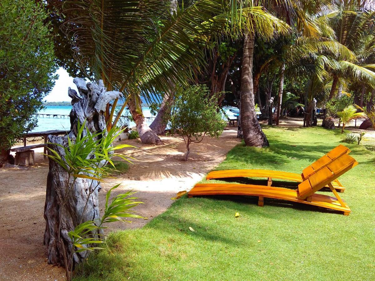 Asari Timo Cottage Karimunjawa Exterior photo